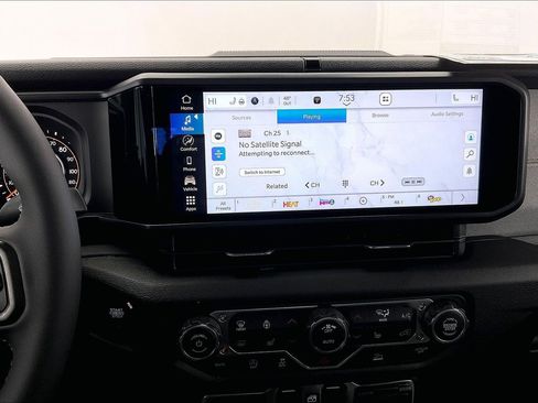 New 2026 Jeep Gladiator Sport image 7