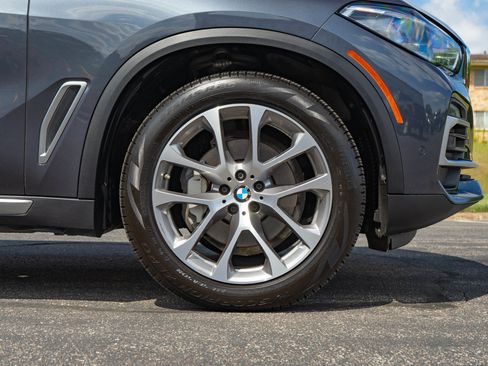Used 2020 BMW X5 xDrive40i AWD/4WD image 10