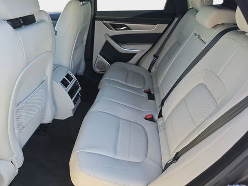 Certified 2025 Jaguar F-PACE R-Dynamic S AWD/4WD image 14