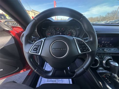 Used 2021 Chevrolet Camaro LT image 14