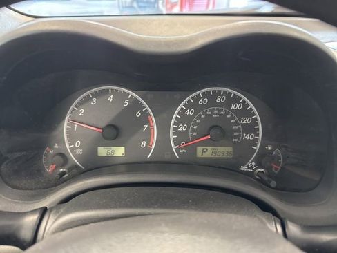 Used 2013 Toyota Corolla LE image 30