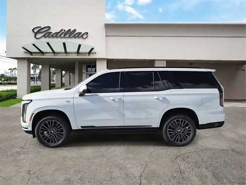 Certified 2025 Cadillac Escalade Sport Platinum image 2