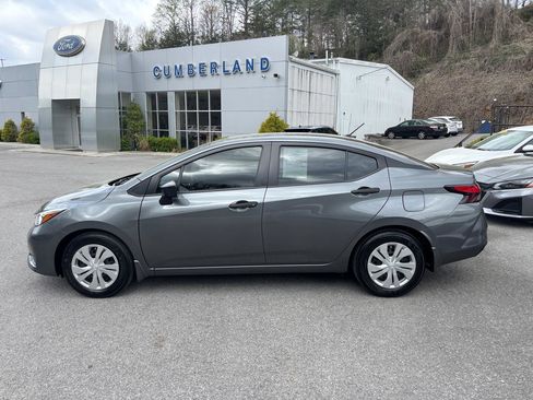 Used 2024 Nissan Versa S w/ Trunk Package image 2