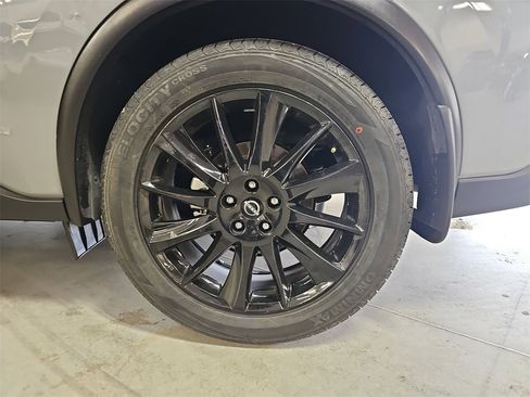 Used 2024 Nissan Murano SV w/ SV Midnight Edition Package image 32