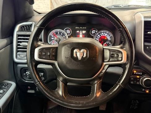 Used 2022 RAM 1500 Big Horn AWD/4WD image 14