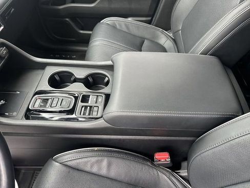 Certified 2025 Honda Pilot Elite image 22