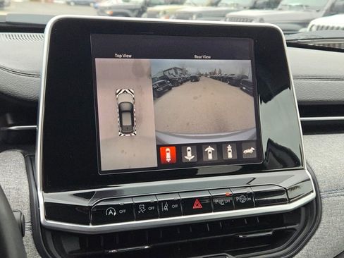 Used 2022 Jeep Compass Latitude w/ Convenience Group image 28