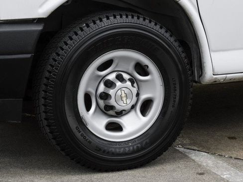 Used 2021 Chevrolet Express 2500 w/ Driver Convenience Package image 46