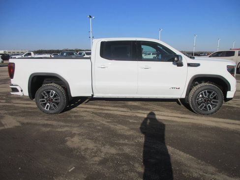 New 2026 GMC Sierra 1500 AT4 w/ AT4 Premium Package image 3