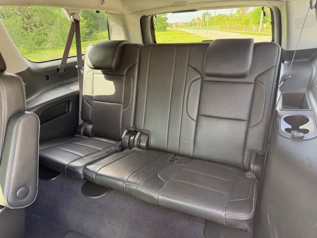 Used 2020 GMC Yukon XL Denali w/ Denali Ultimate Package RWD image 13