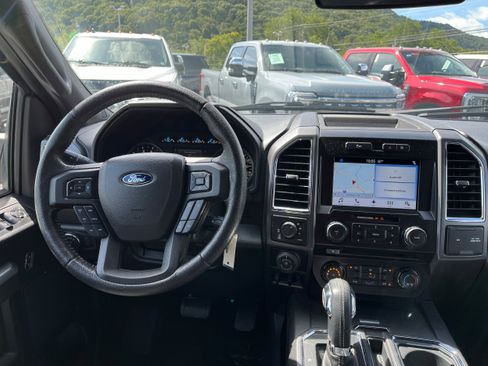 Used 2016 Ford F150 XLT w/ Equipment Group 302A Luxury AWD/4WD image 13