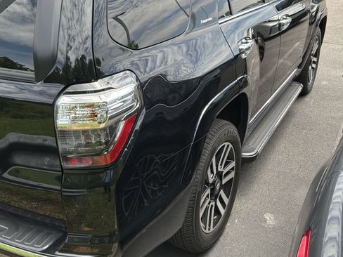 Used 2024 Toyota 4Runner Limited AWD/4WD image 8
