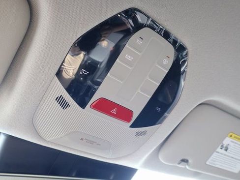 New 2025 Kia K4 LXS image 24