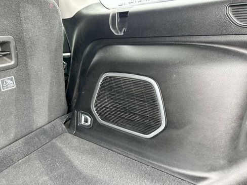 Certified 2022 Jeep Grand Cherokee Limited image 16