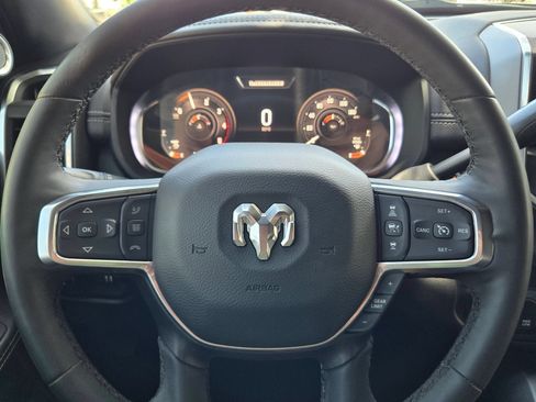 Used 2025 RAM 3500 Laramie AWD/4WD image 11