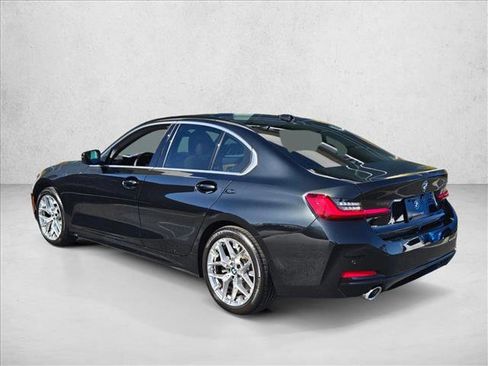 Used 2025 BMW 330i Sedan w/ Premium Package image 8