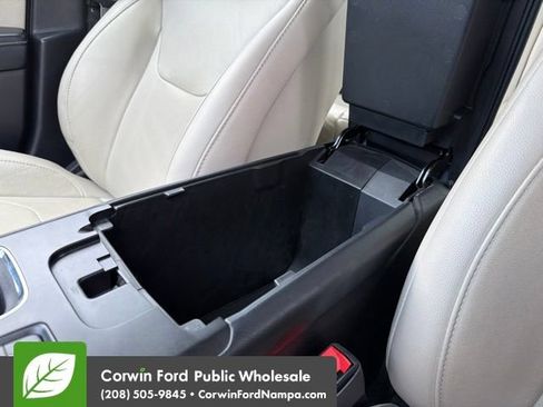 Used 2017 Ford Fusion Titanium FWD image 24