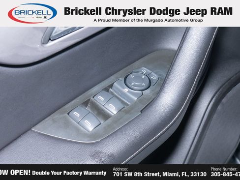 Used 2025 Chevrolet Blazer LT FWD image 27