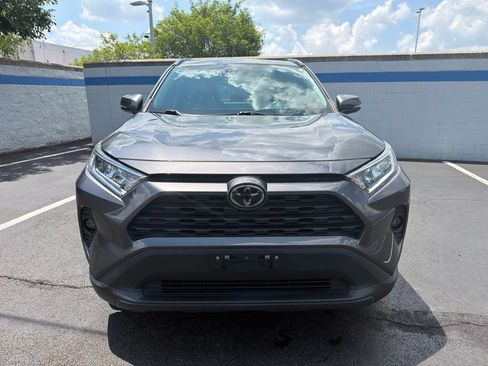 Used 2021 Toyota RAV4 XLE w/ Convenience Package AWD/4WD image 8