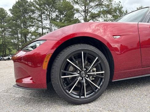 Certified 2025 MAZDA MX-5 Miata Grand Touring RWD image 10