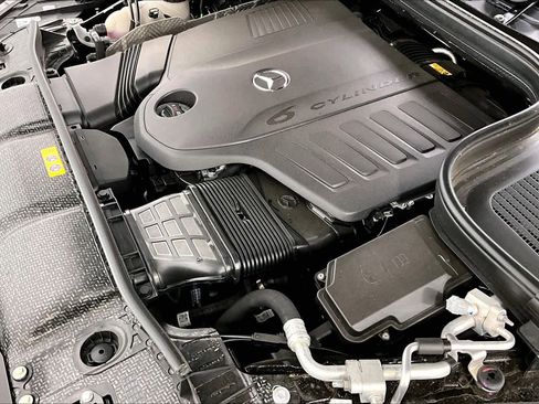 New 2026 Mercedes-Benz GLE 450 4MATIC image 17
