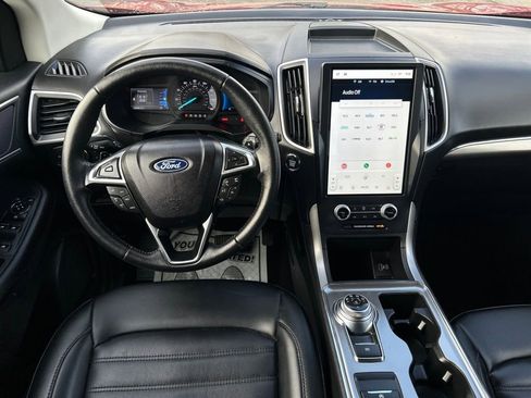 Used 2022 Ford Edge SEL w/ Convenience Package image 17