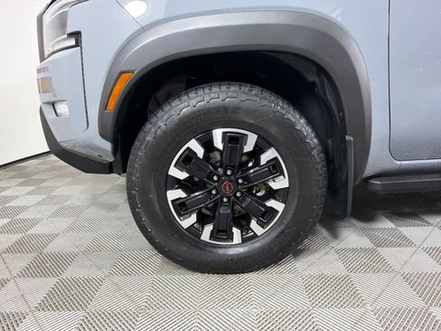 Used 2023 Nissan Frontier PRO-4X w/ Technology Package AWD/4WD image 10