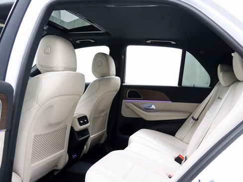 New 2025 Mercedes-Benz GLE 450 4MATIC image 13