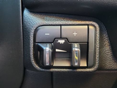 Used 2023 Dodge Durango R/T RWD image 23