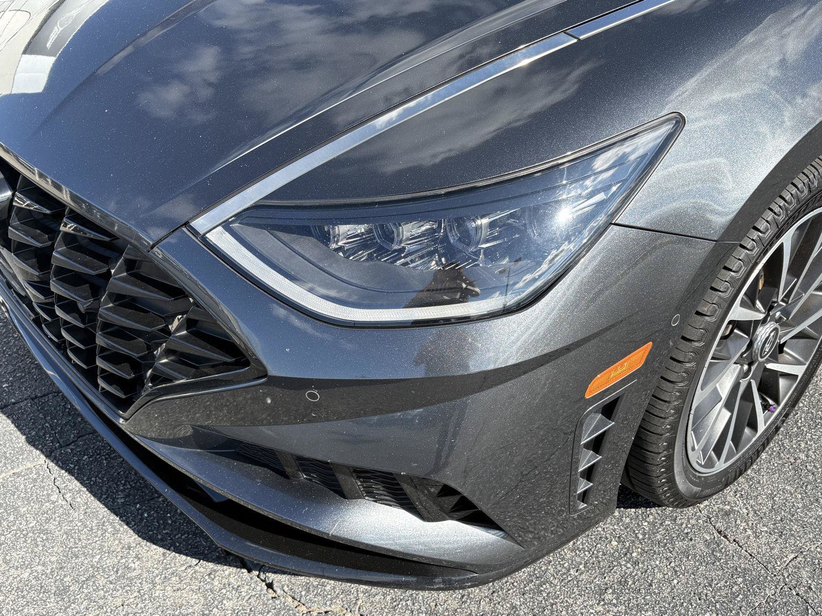 Used 2022 Hyundai Sonata Limited FWD image 15
