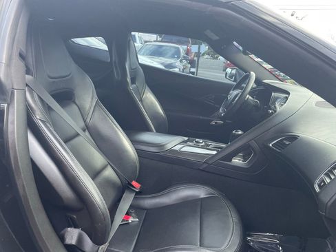 Used 2019 Chevrolet Corvette Stingray Coupe w/ 1LT image 30