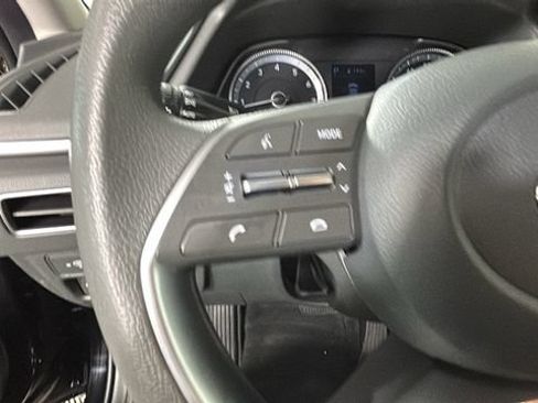 Used 2023 Hyundai Sonata SE FWD image 15