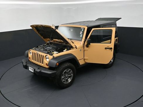 Used 2013 Jeep Wrangler Rubicon w/ PWR Convenience Group AWD/4WD image 26
