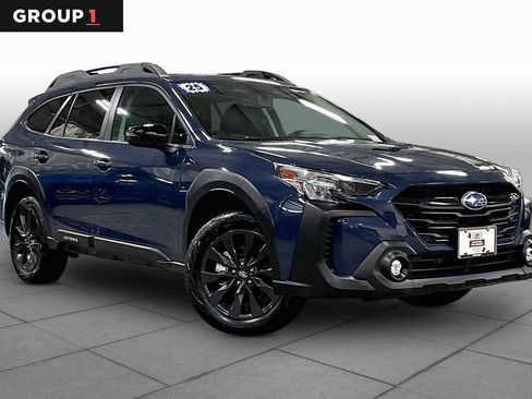 Certified 2025 Subaru Outback Onyx Edition AWD/4WD image 3