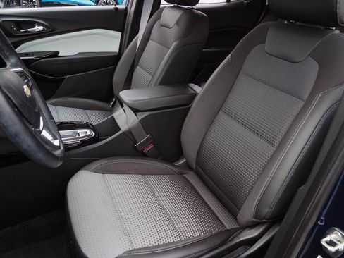 Certified 2024 Chevrolet Trax LT w/ Driver Confidence Package FWD image 21