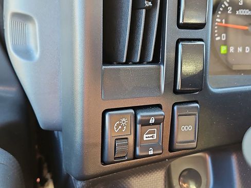 New 2025 Chevrolet Low Cab Forward image 12