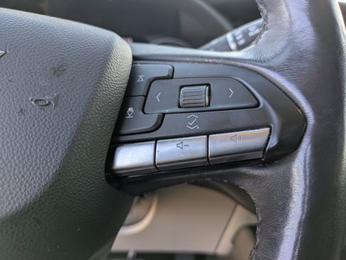 Used 2021 Cadillac XT4 Premium Luxury image 30