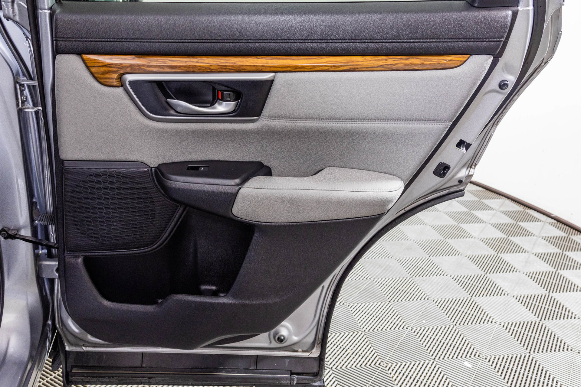 Used 2022 Honda CR-V EX image 42