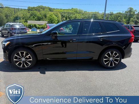 Certified 2023 Volvo XC60 B5 Plus w/ Climate Package AWD/4WD image 5