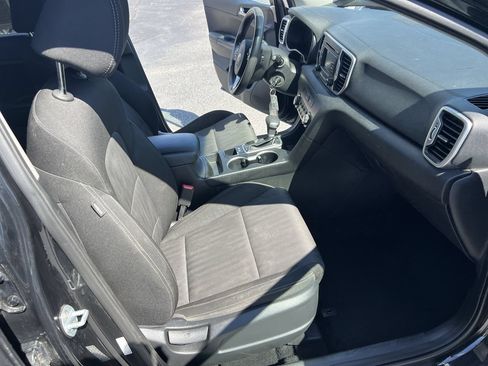 Used 2019 Kia Sportage LX FWD image 34