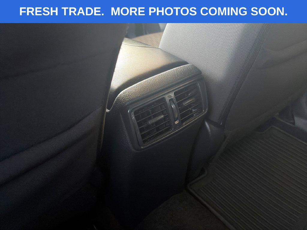 Used 2019 Nissan Rogue S w/ Special Edition Package FWD image 22