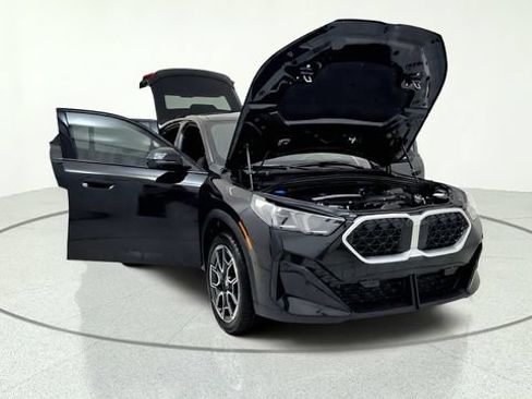Used 2026 BMW X2 xDrive28i AWD/4WD image 12
