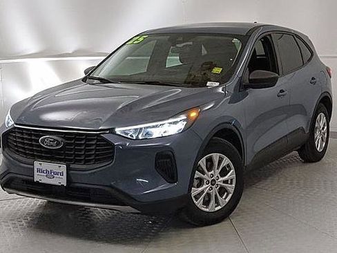 Certified 2025 Ford Escape Active image 6