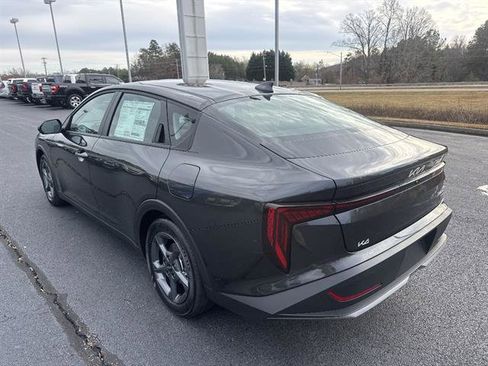 New 2025 Kia K4 LXS image 5