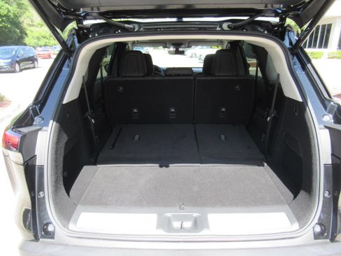 Used 2023 INFINITI QX60 Luxe FWD image 38