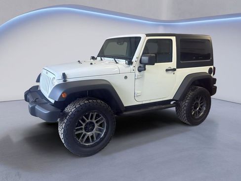 Used 2018 Jeep Wrangler Sport image 3