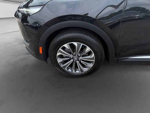 Used 2025 Buick Envision Preferred AWD/4WD image 9