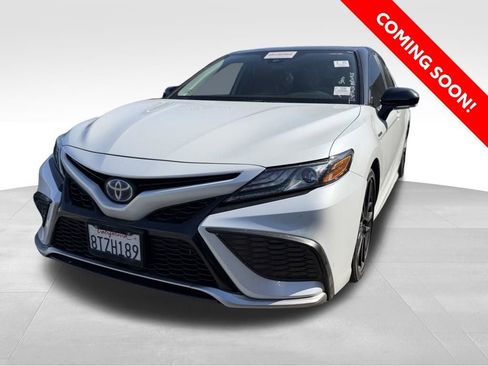 Used 2021 Toyota Camry XSE FWD image 1