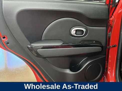 Used 2015 Kia Soul ! w/ Sun & Sound Package FWD image 18