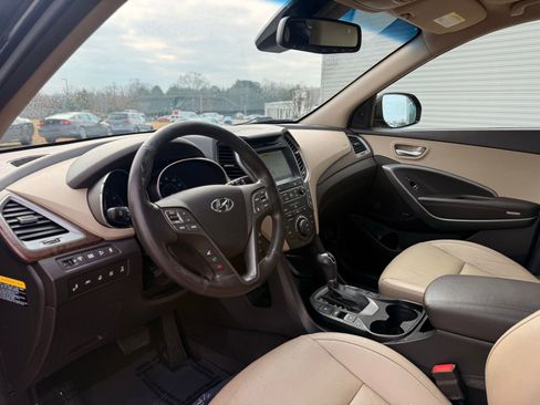 Used 2018 Hyundai Santa Fe Limited image 15